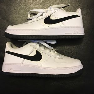 NWOT Nike airforces